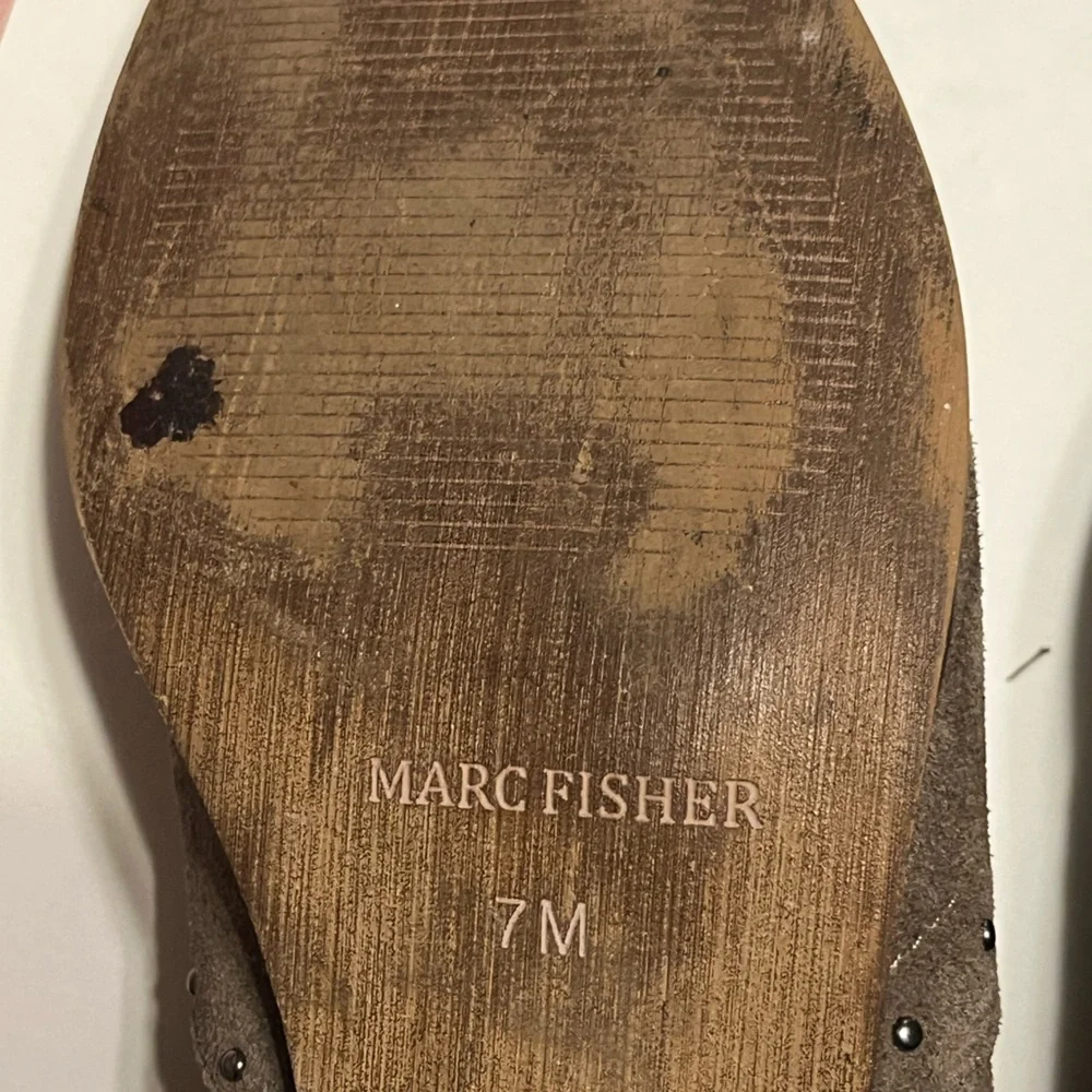 Marc Fisher grey/brown booties, Size 7M - Picture 3 of 7